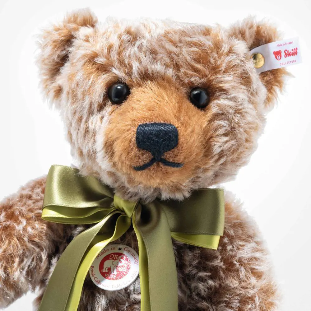 Steiff British Collectors Teddy Bear 2025